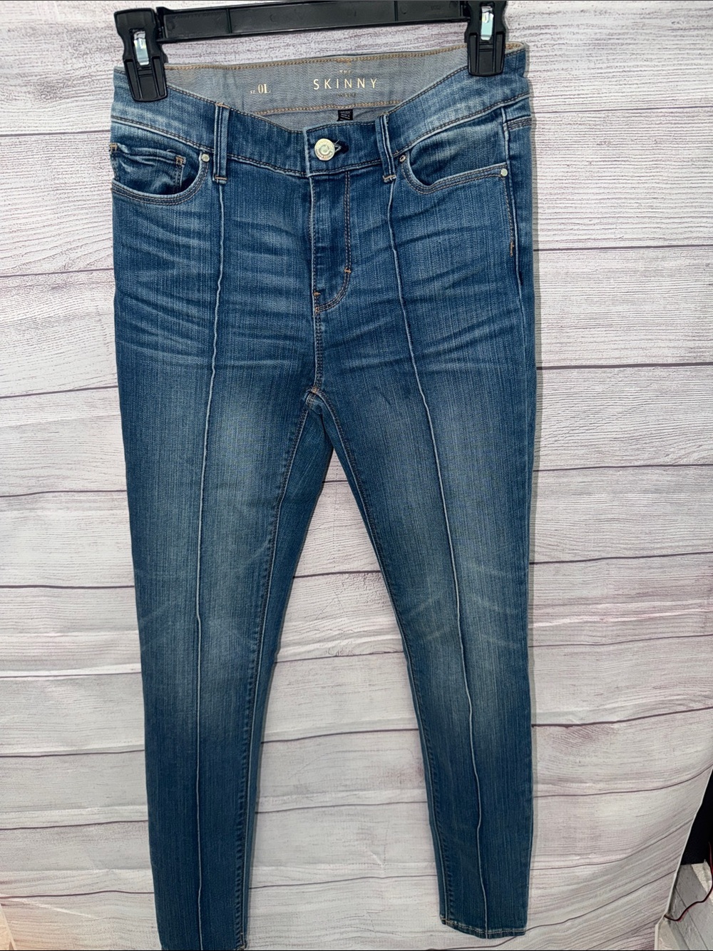 White House Black Market Women's Skinny Jeans - Medium Blue Wash 0 Long